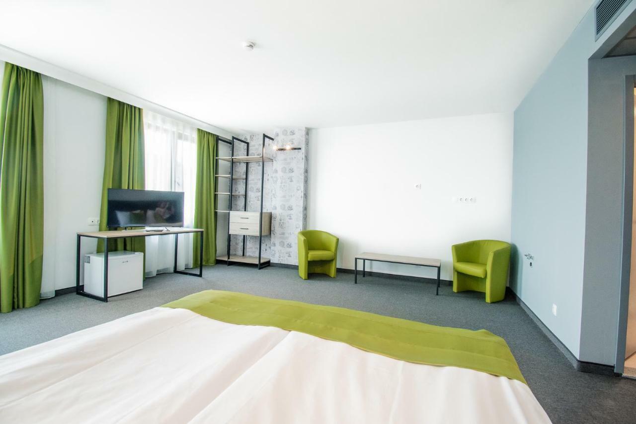 A&M Hotel Plovdiv Buitenkant foto