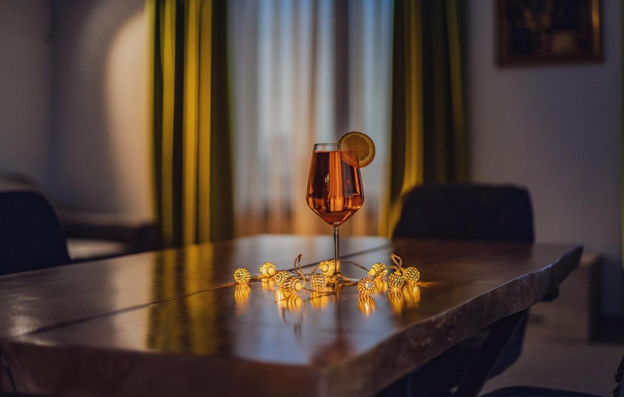 A&M Hotel Plovdiv Buitenkant foto